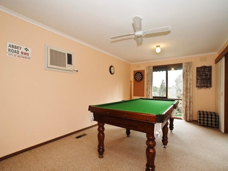 23 Blueberry Road, Mooroolbark VIC 3138