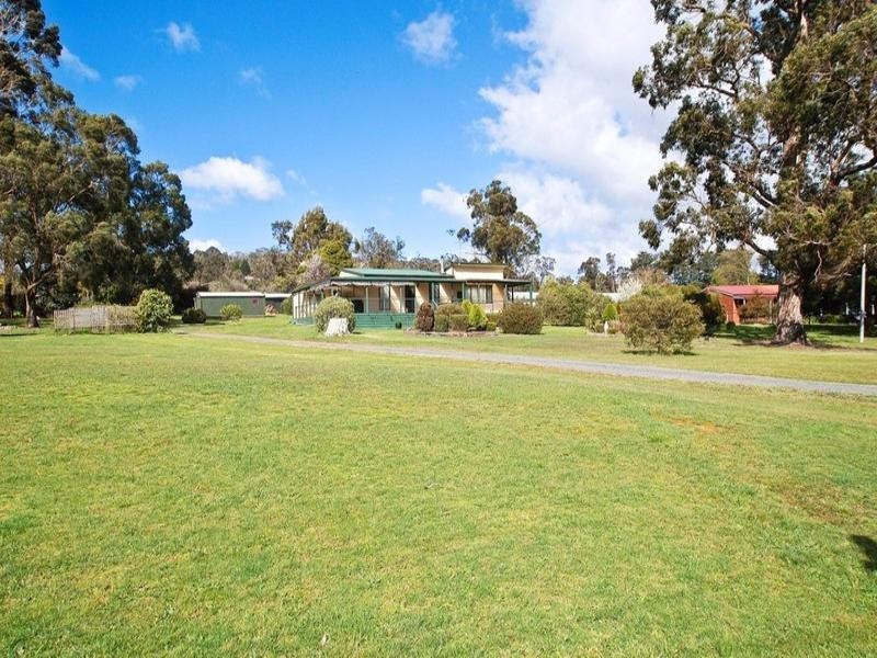 1875 HEALESVILLE-KOOWEERUP Road, Yellingbo VIC 3139