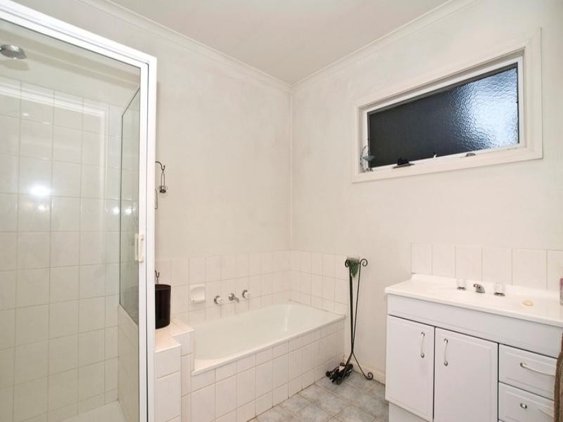 8 Birmingham Road, Mount Evelyn VIC 3796