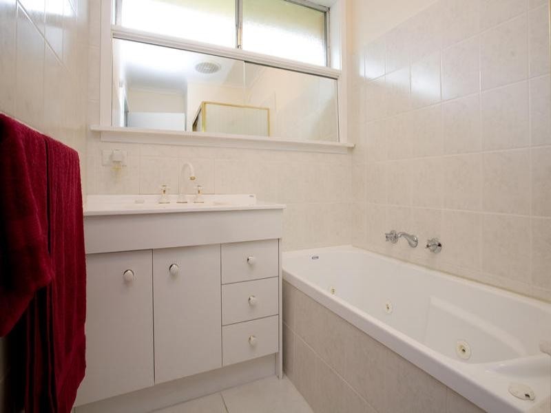 5 Anglo Court, Mooroolbark VIC 3138