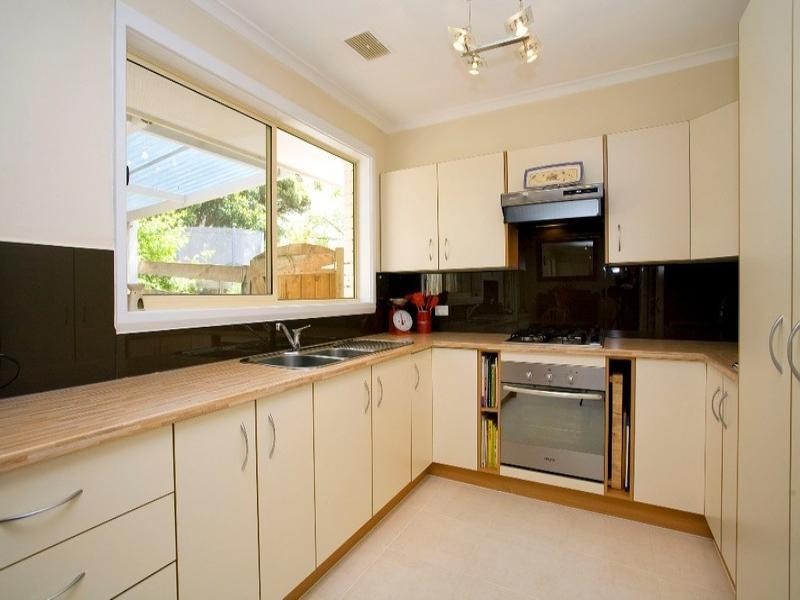 19 Rodleigh Street, Croydon VIC 3136
