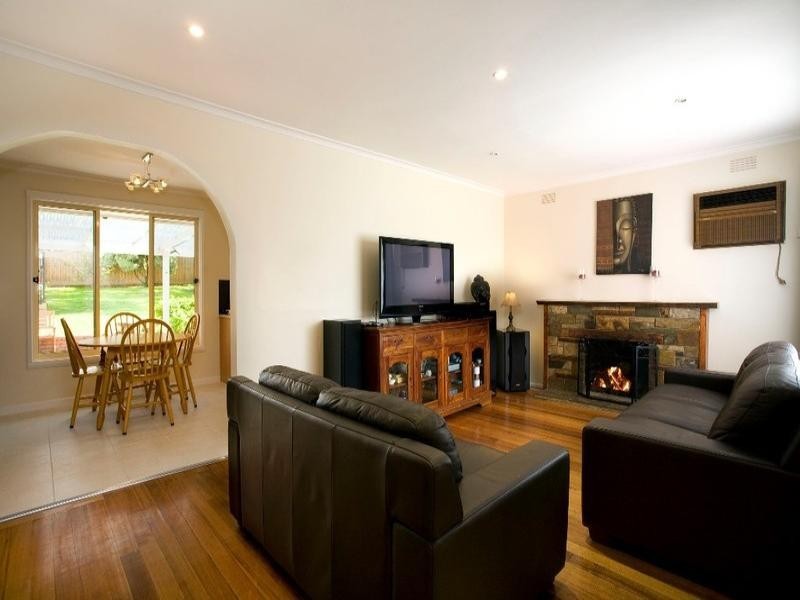 19 Rodleigh Street, Croydon VIC 3136