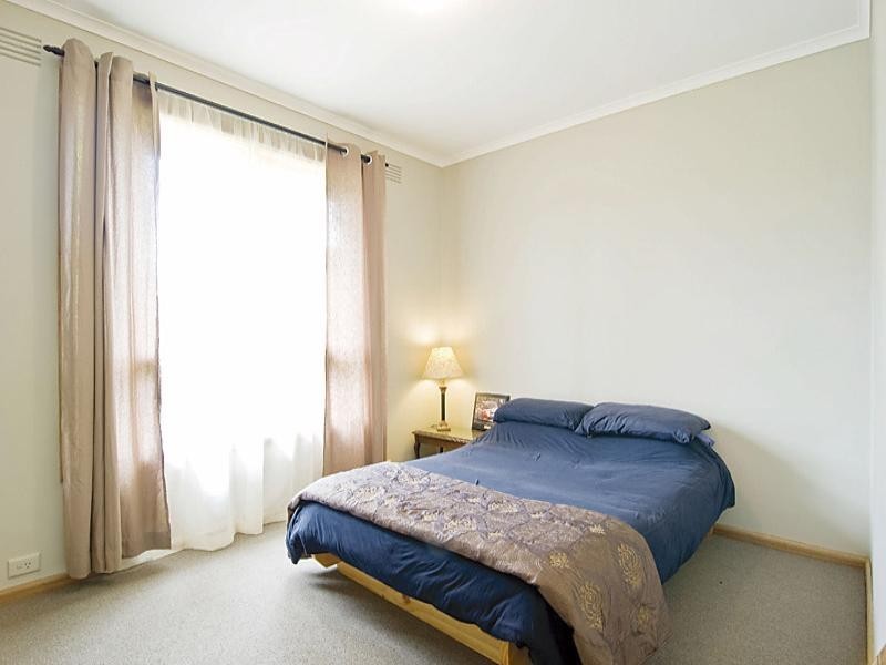 34 Sheldon Avenue, Mooroolbark VIC 3138