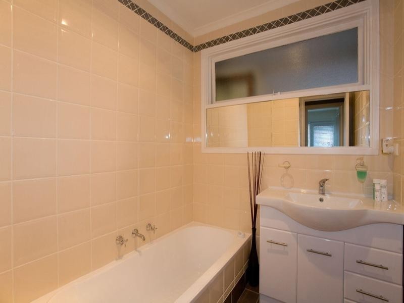 22 Avalon Street, Mooroolbark VIC 3138