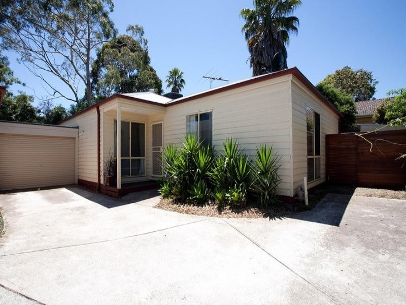 3/3 Alfrick Road, Croydon VIC 3136