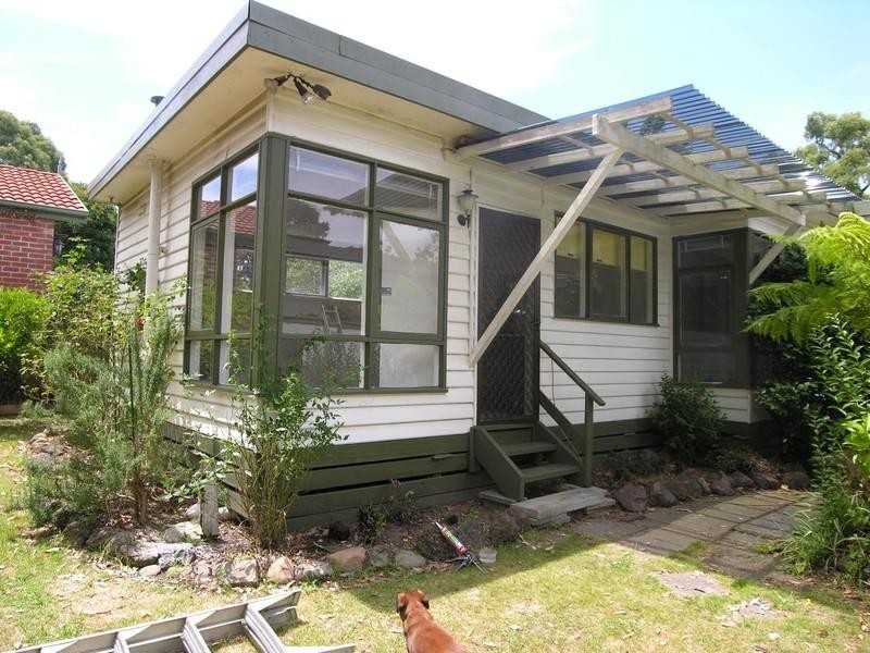 22b Pascoe Avenue, Croydon VIC 3136