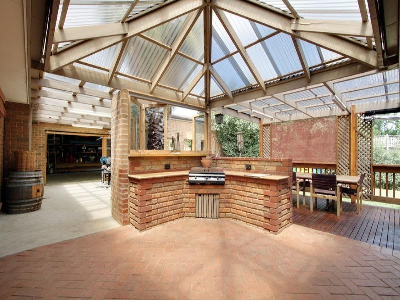 1 French Close, Mooroolbark VIC 3138