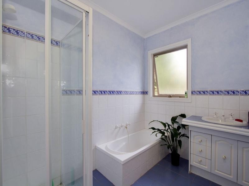 13 Lakeview Drive, Lilydale VIC 3140