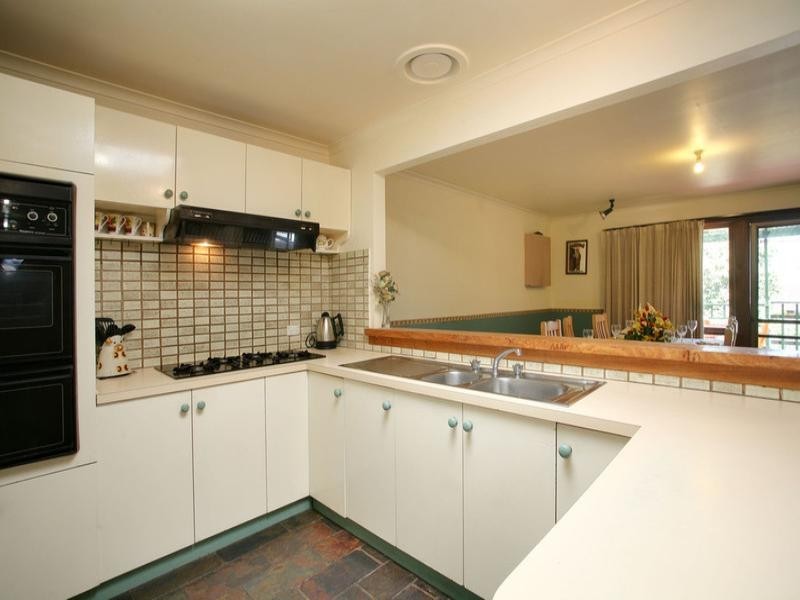 19 Yarra Road, Croydon VIC 3136