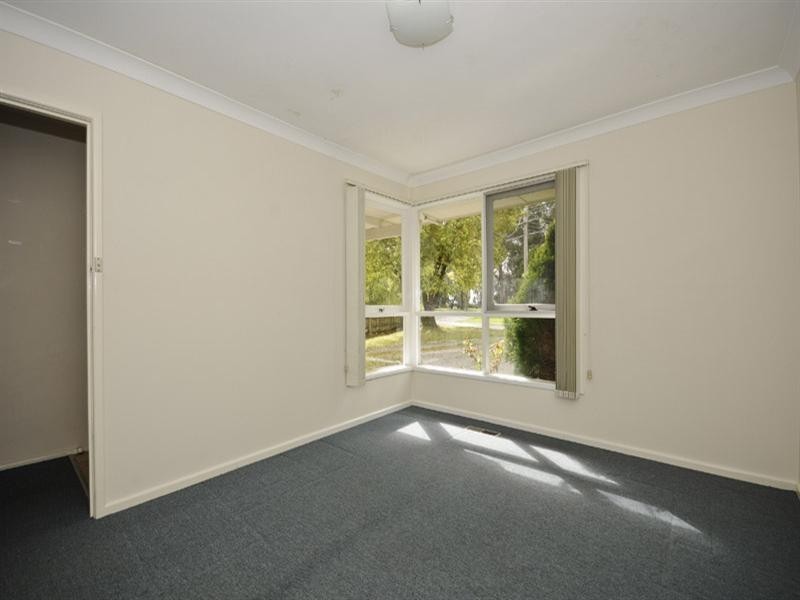 30 Cambridge Road, Mooroolbark VIC 3138