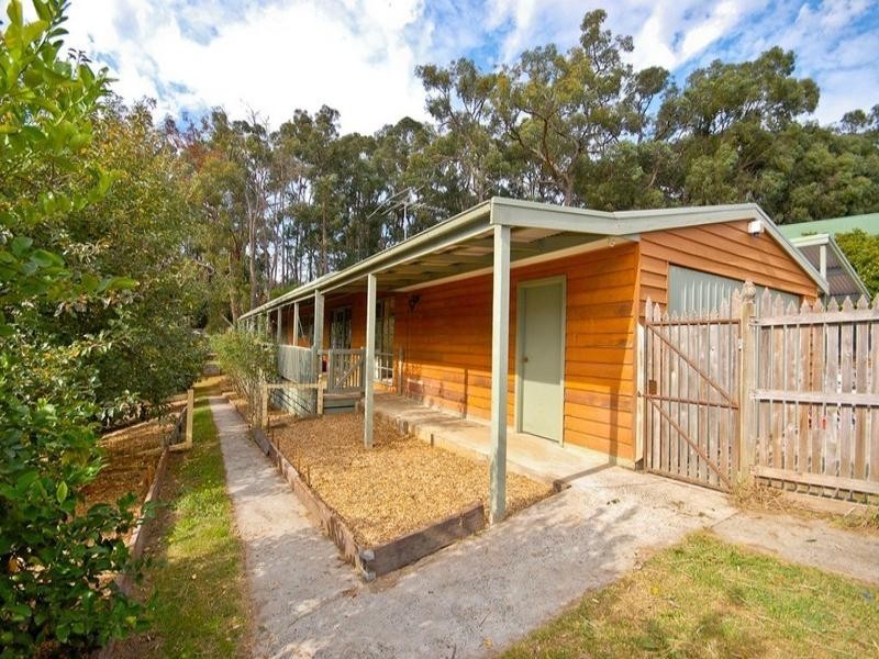 13 Stringybark Boulevard North, Mount Evelyn VIC 3796