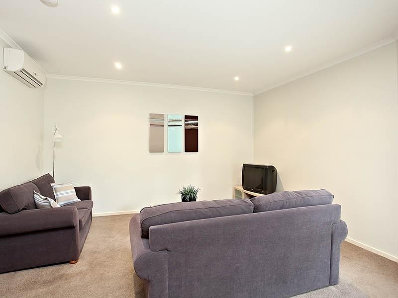87/13 Hewish Road, Croydon VIC 3136