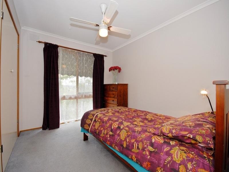 5 Shadowplay Road, Mooroolbark VIC 3138