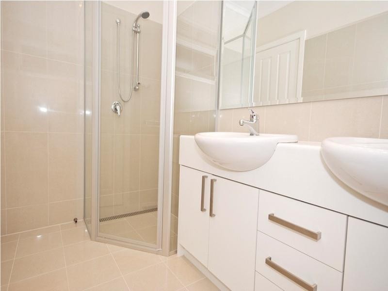 5 Buggy Ride Lane, Chirnside Park VIC 3116