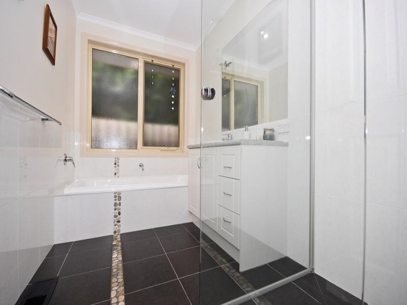 25A Kalimna Street, Mooroolbark VIC 3138