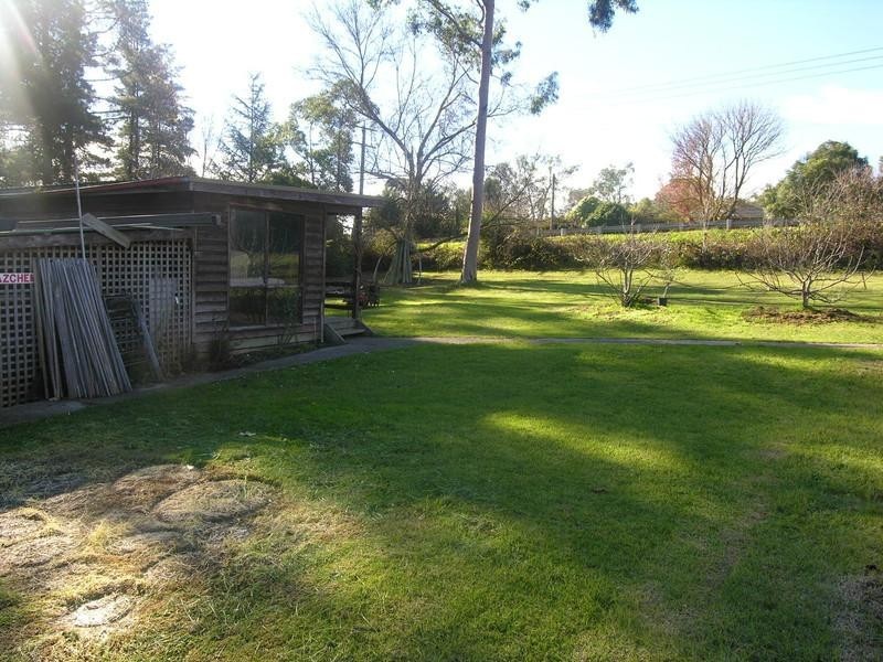 1/1 Bailey Grove, Wandin North VIC 3139