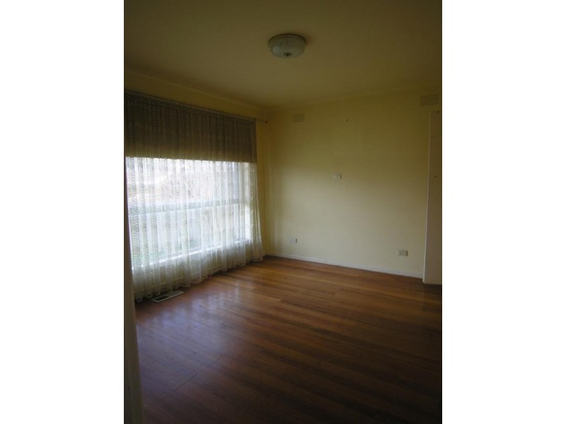 4 POPE Court, Mooroolbark VIC 3138