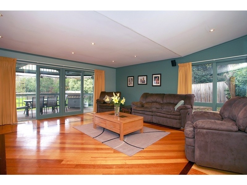 26 Masefield Avenue, Mooroolbark VIC 3138