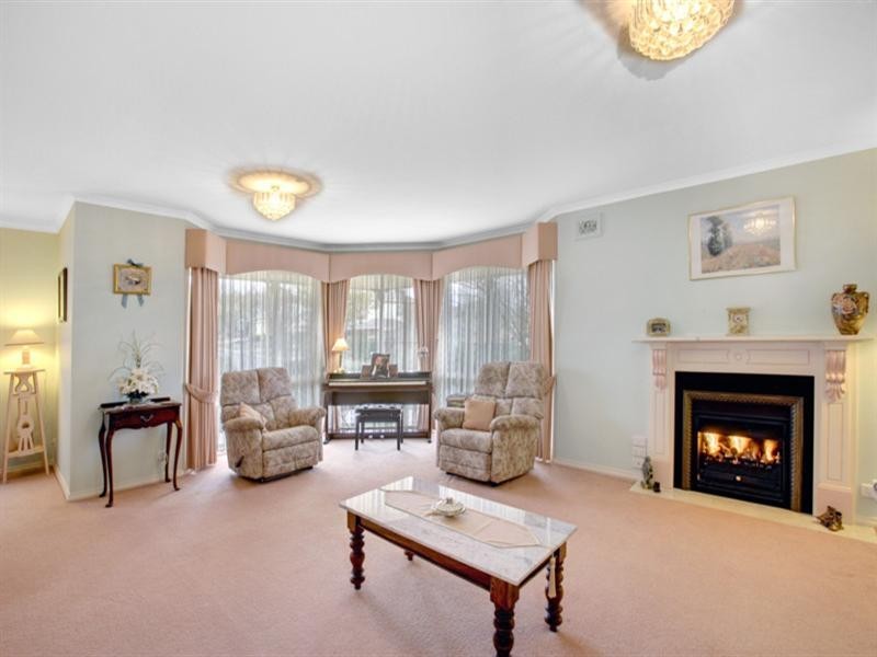 1 NORWICH Close, Chirnside Park VIC 3116