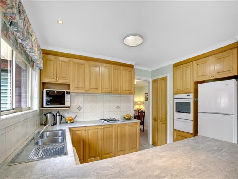 1 NORWICH Close, Chirnside Park VIC 3116