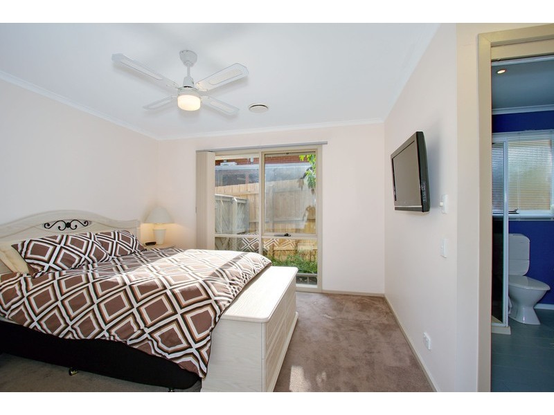 4 Hedwig Drive, Mooroolbark VIC 3138