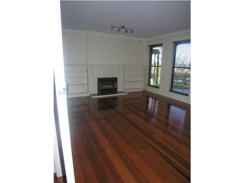 98 Hayrick Lane, Mooroolbark VIC 3138