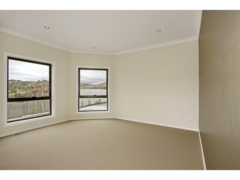 Chirnside Park VIC 3116