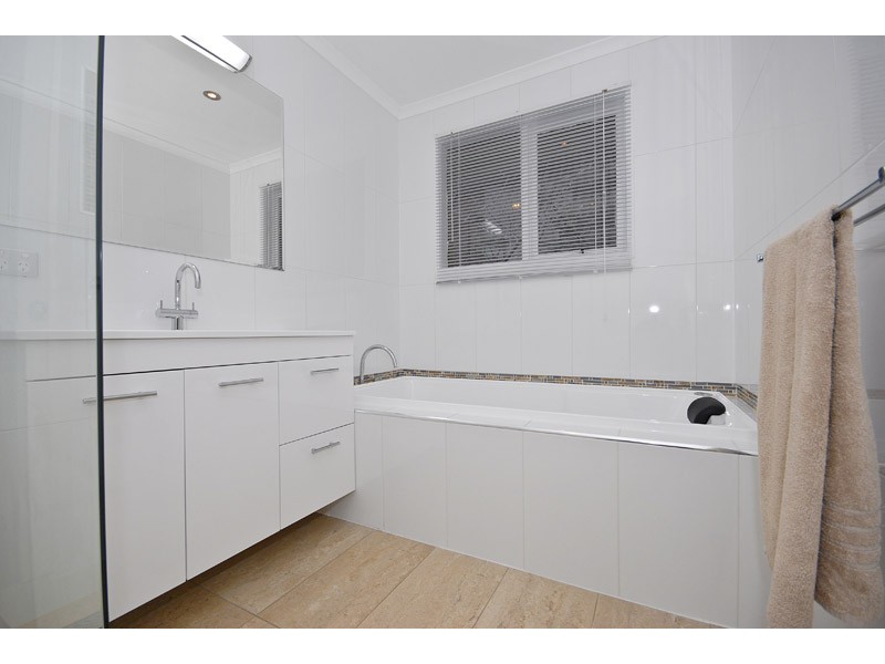 1 Meridian Court, Mooroolbark VIC 3138
