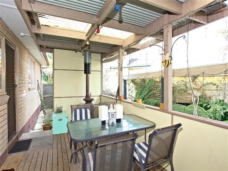 13 Kalimna Street, Mooroolbark VIC 3138