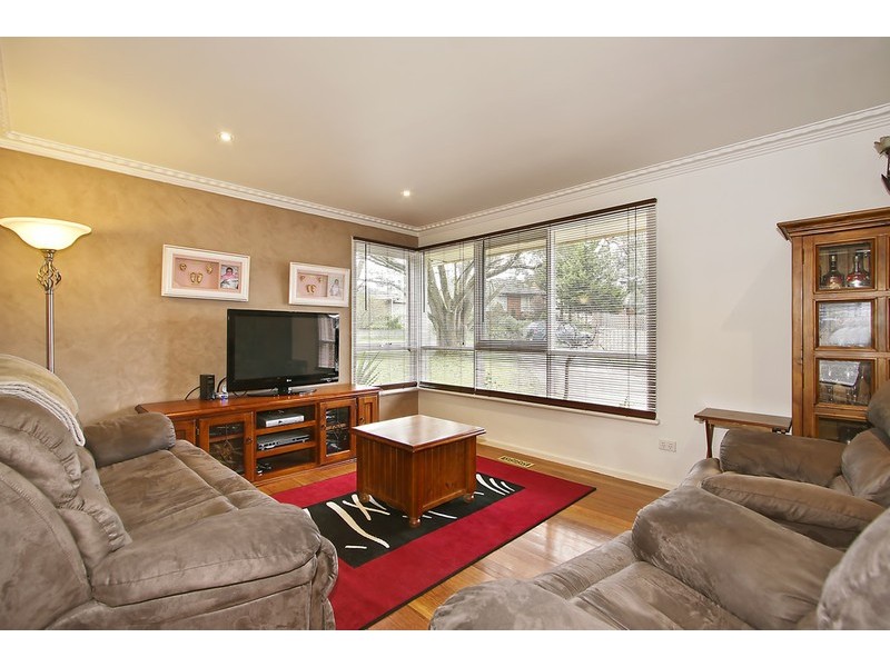 7 Numeralla Street, Mooroolbark VIC 3138
