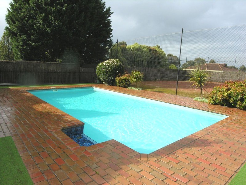 16 The Briars, Mooroolbark VIC 3138