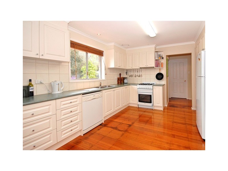 7 Jillian Street, Mooroolbark VIC 3138