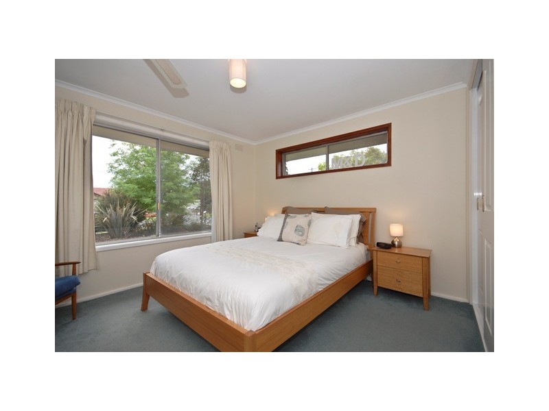 7 Jillian Street, Mooroolbark VIC 3138