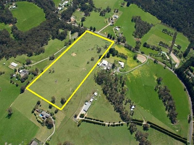 8 Eleanor Drive, Silvan VIC 3795