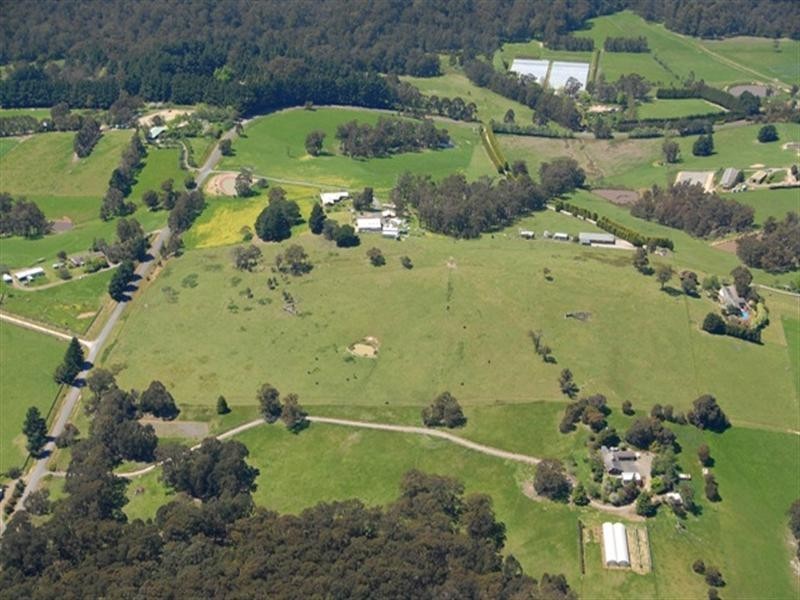 8 Eleanor Drive, Silvan VIC 3795