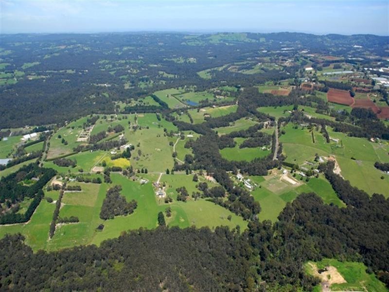 8 Eleanor Drive, Silvan VIC 3795