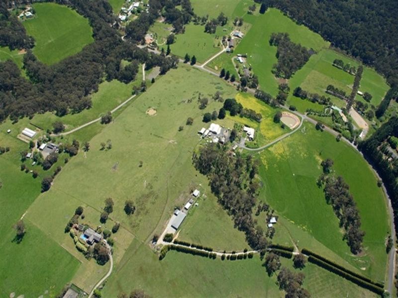 8 Eleanor Drive, Silvan VIC 3795