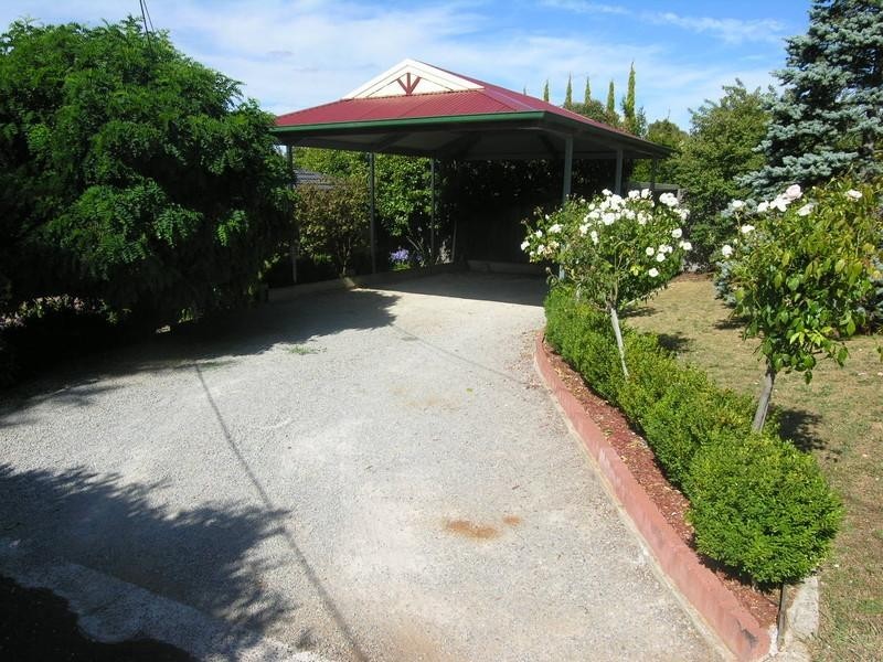 29 Saddleback Ridge, Chirnside Park VIC 3116