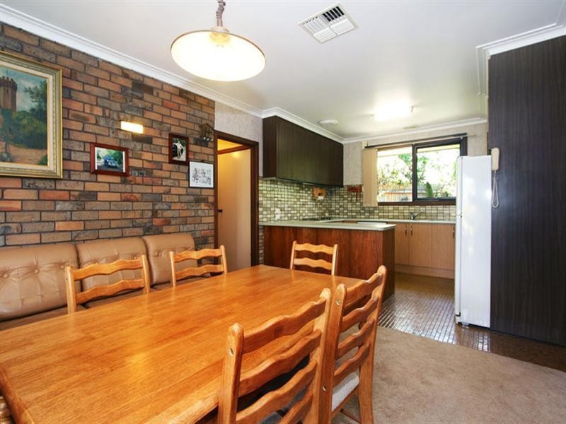 24 Elms Road, Mooroolbark VIC 3138
