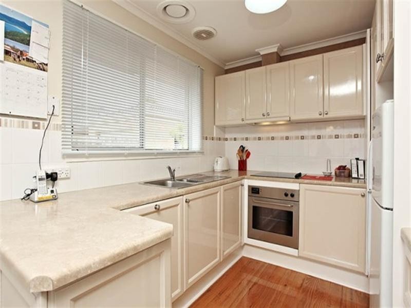 1 Cowley Court, Mooroolbark VIC 3138