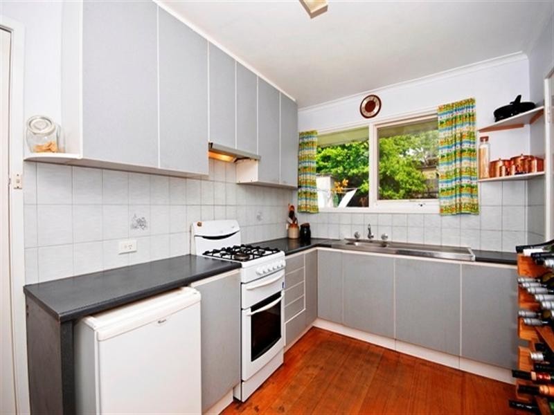 56 Dryden Concourse, Mooroolbark VIC 3138