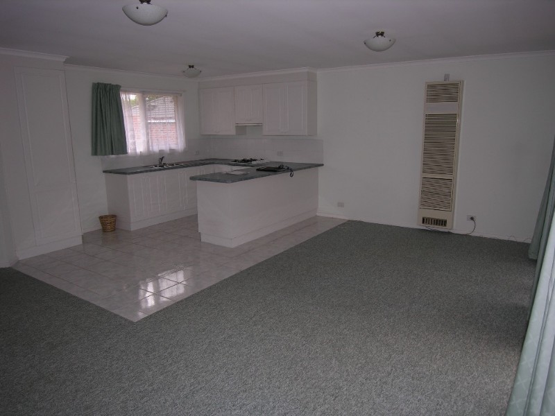 42 McMahons Road, Ferntree Gully VIC 3156