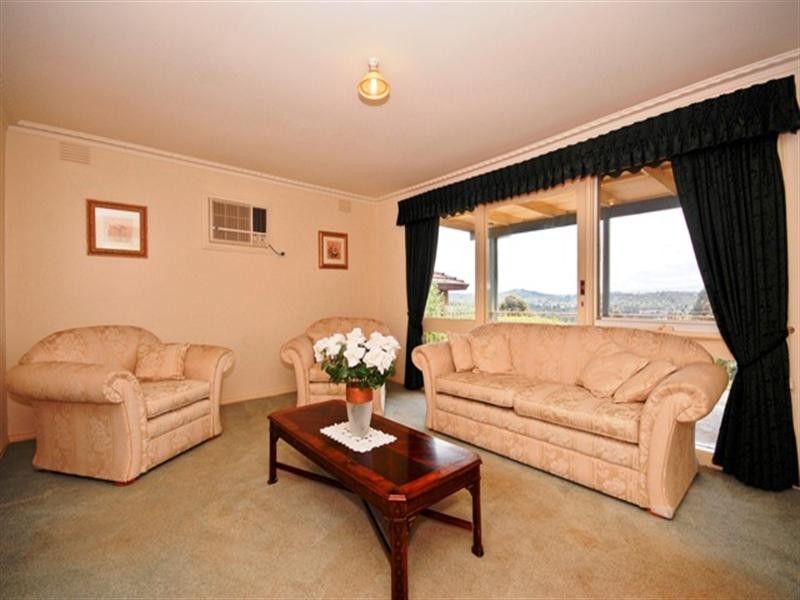 228 Manchester Road, Mooroolbark VIC 3138