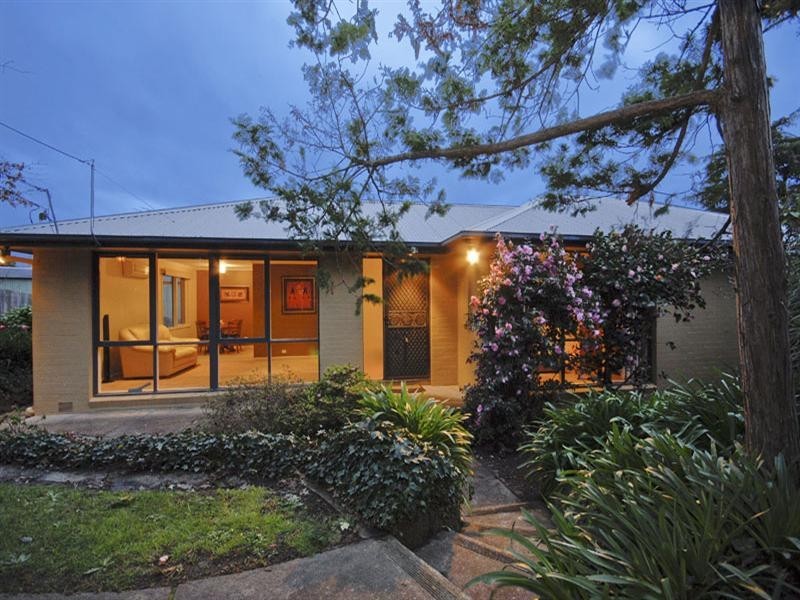 1 Meridian Court, Mooroolbark VIC 3138