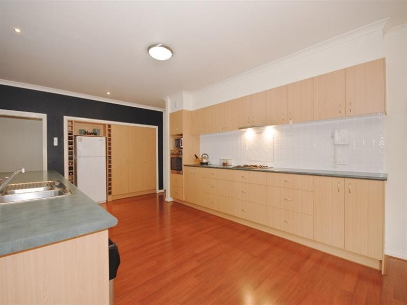 27 Glenpark Drive, Wonga Park VIC 3115