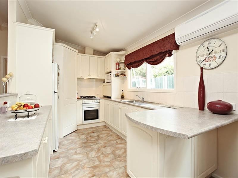 13 Belvedere Drive, Montrose VIC 3765
