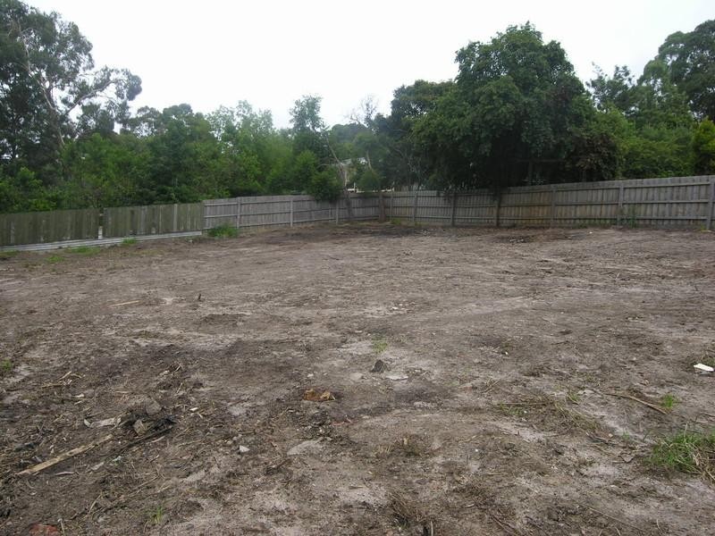 Lot2/34 Bimbadeen Drive, Mooroolbark VIC 3138