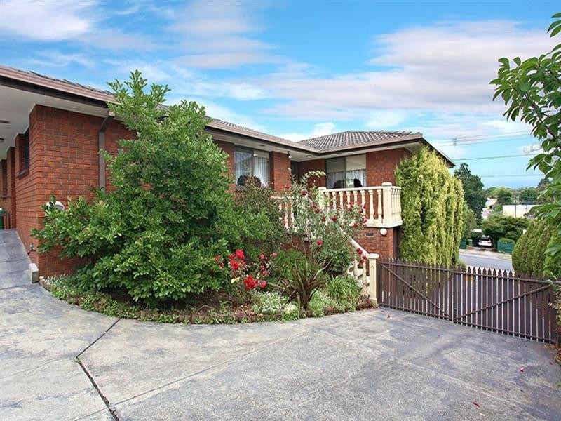 39 Winyard Drive, Mooroolbark VIC 3138