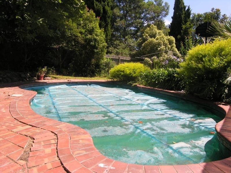 6 Mirnong Court, Croydon North VIC 3136