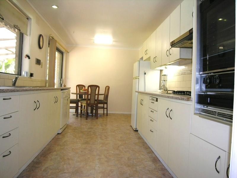 6 Mirnong Court, Croydon North VIC 3136